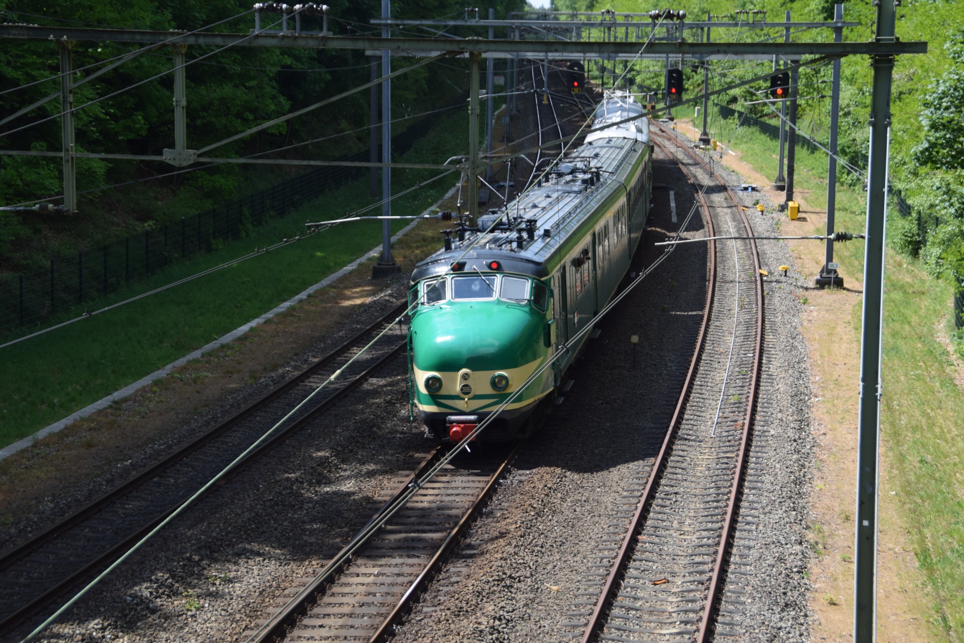 684c93ff3a1d2_1749849087.jpg