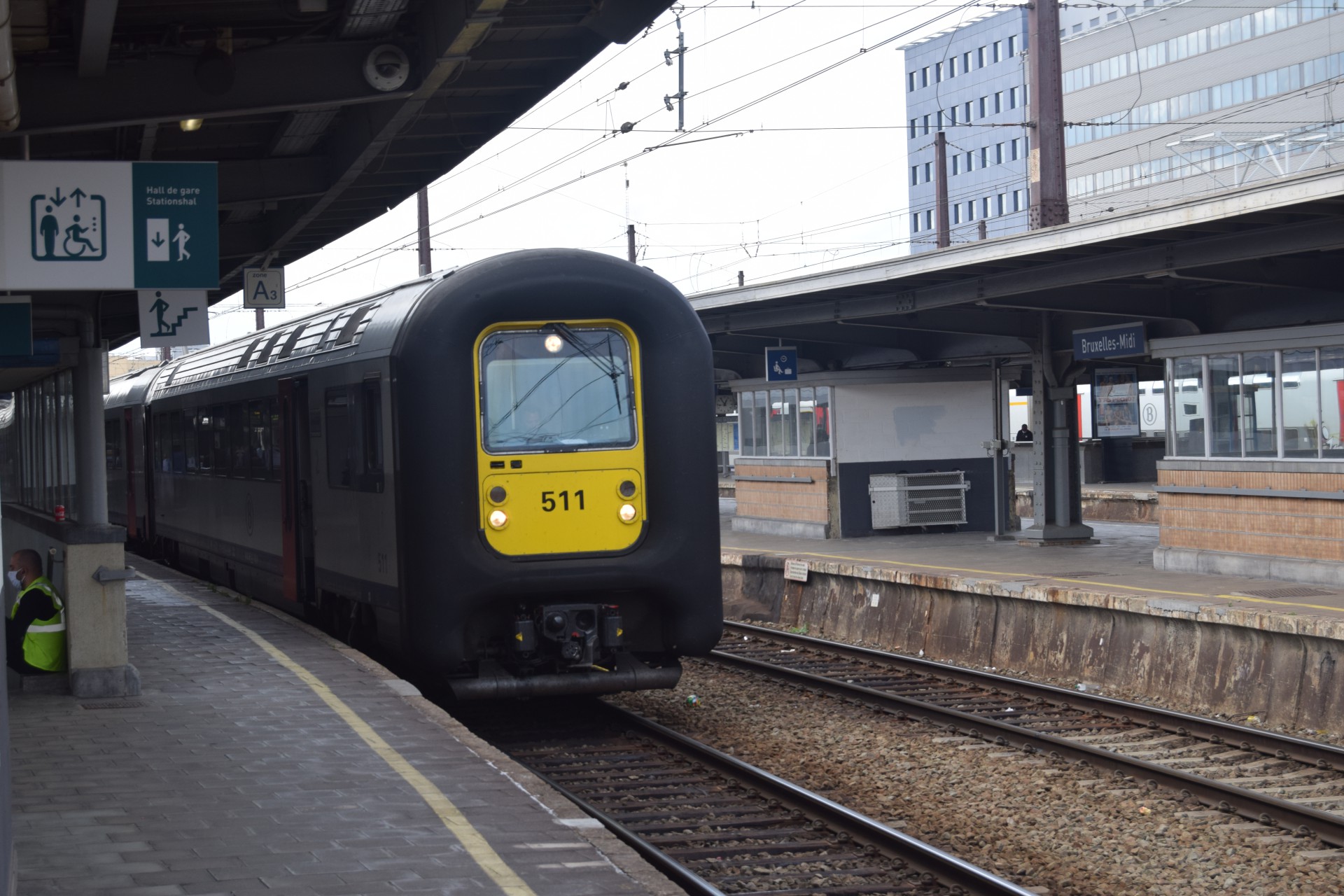 68402391bf1d8_1749033873.jpg
