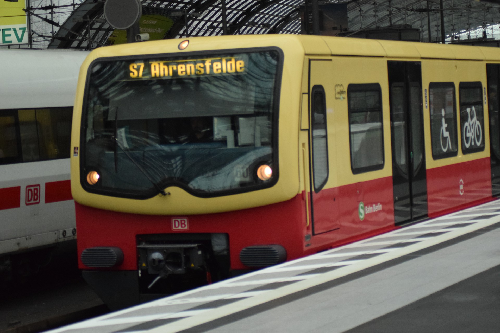 68793b07baf96_1752775431.jpg